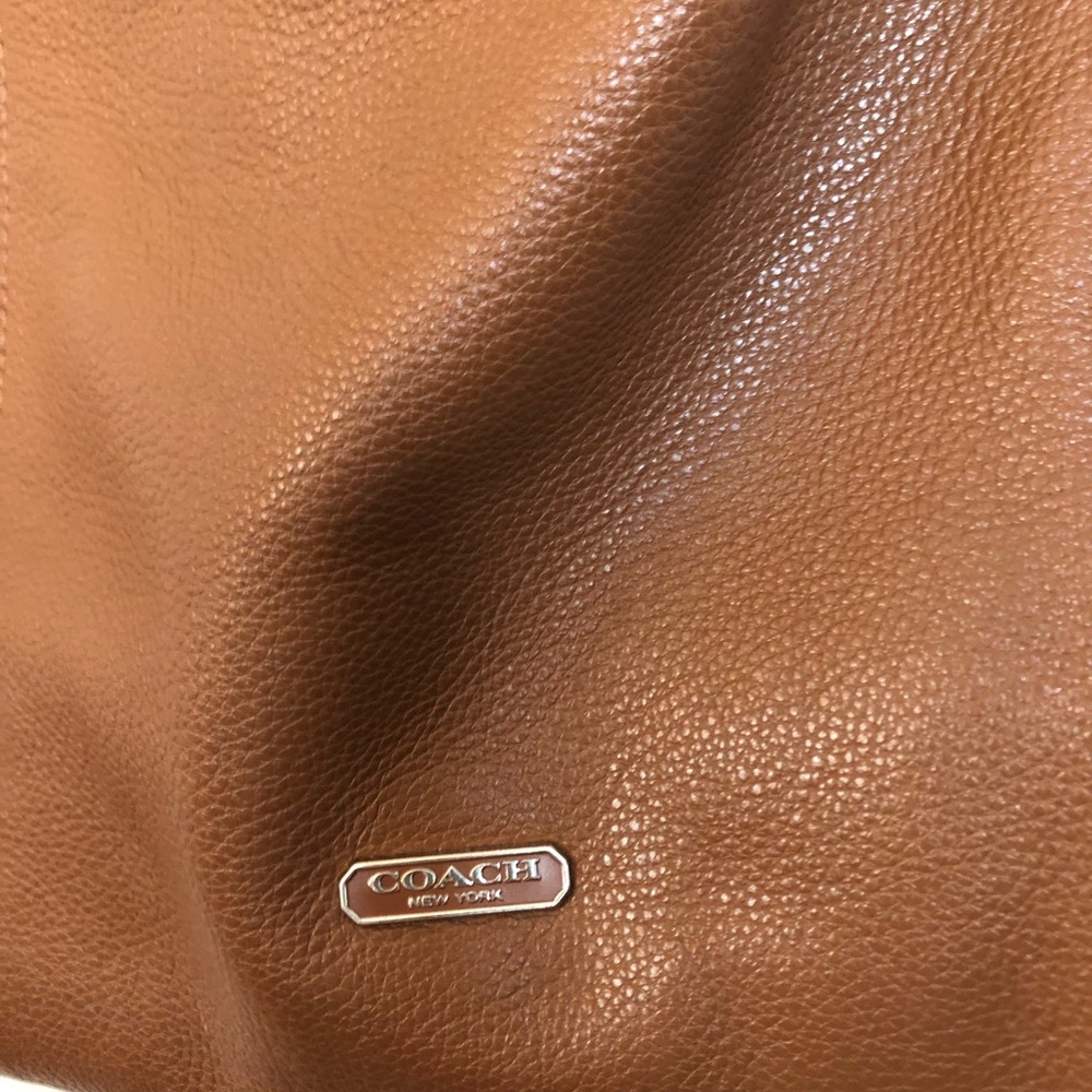 Beautiful brown Coach leather bag - Picture 2 of 8